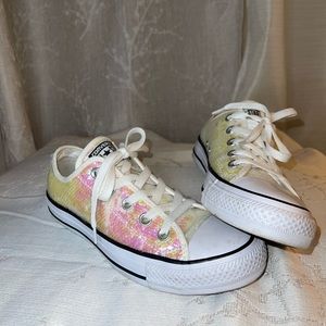 size 6 white sequins converse
